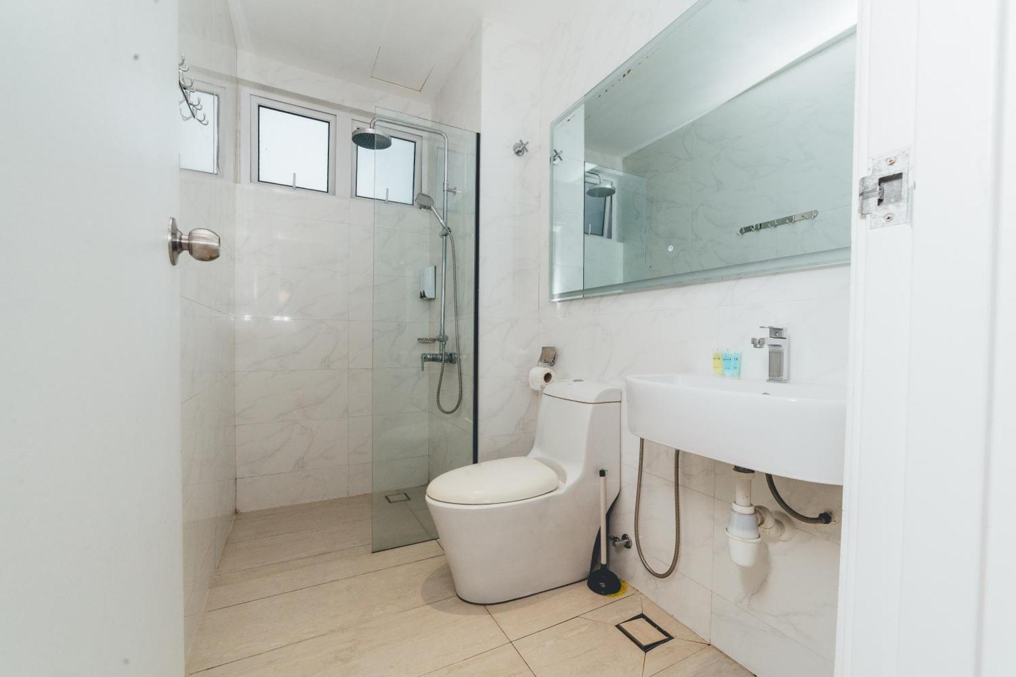 Twin Galaxy Jet Black 3br6pax Balcony Nr Ksl By Ourstay Apartment *
