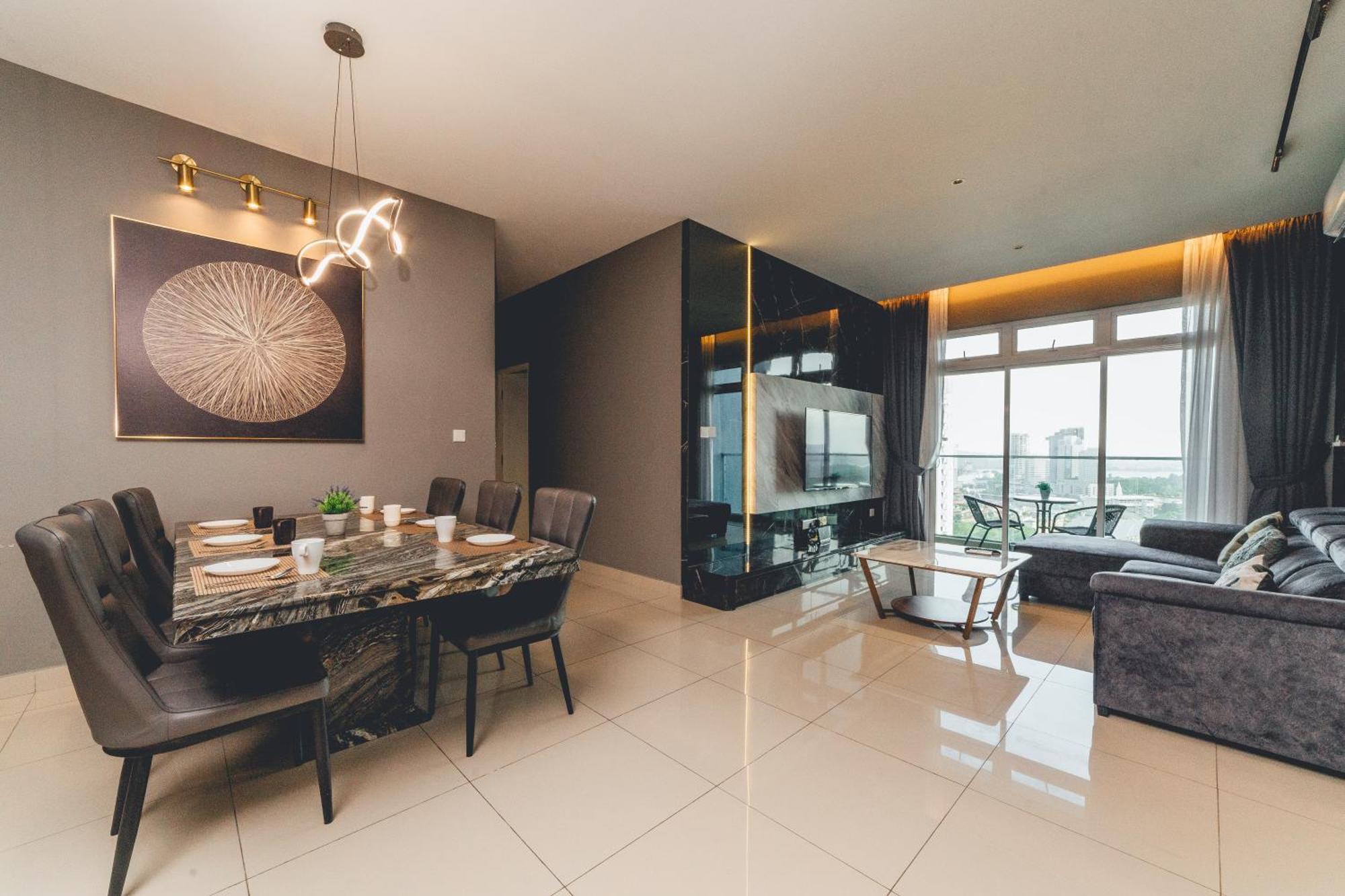 Pangsapuri Twin Galaxy Jet Black 3br6pax Balcony Nr Ksl By Ourstay *