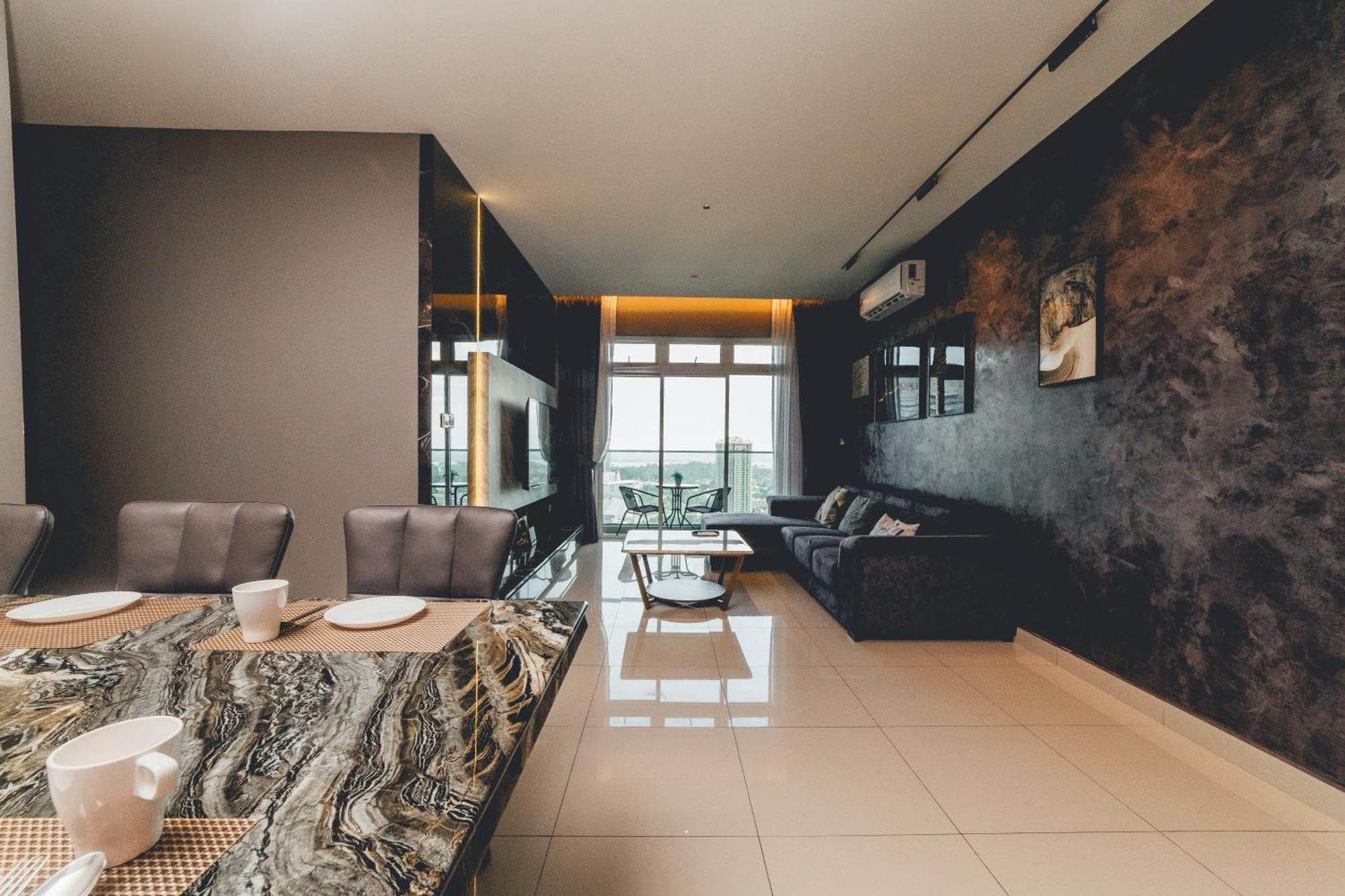 Twin Galaxy Jet Black 3br6pax Balcony Nr Ksl By Ourstay Pangsapuri Johor Bahru