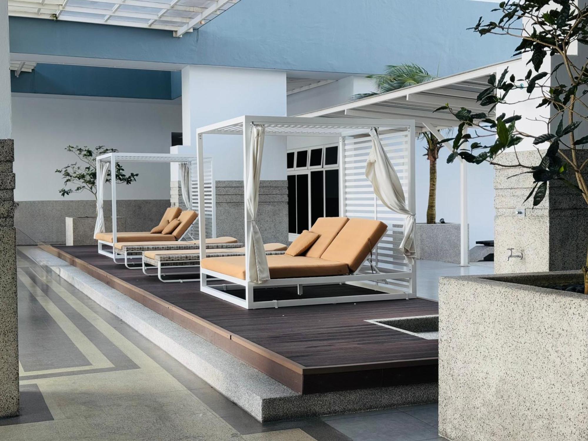 Twin Galaxy Jet Black 3br6pax Balcony Nr Ksl By Ourstay Pangsapuri *